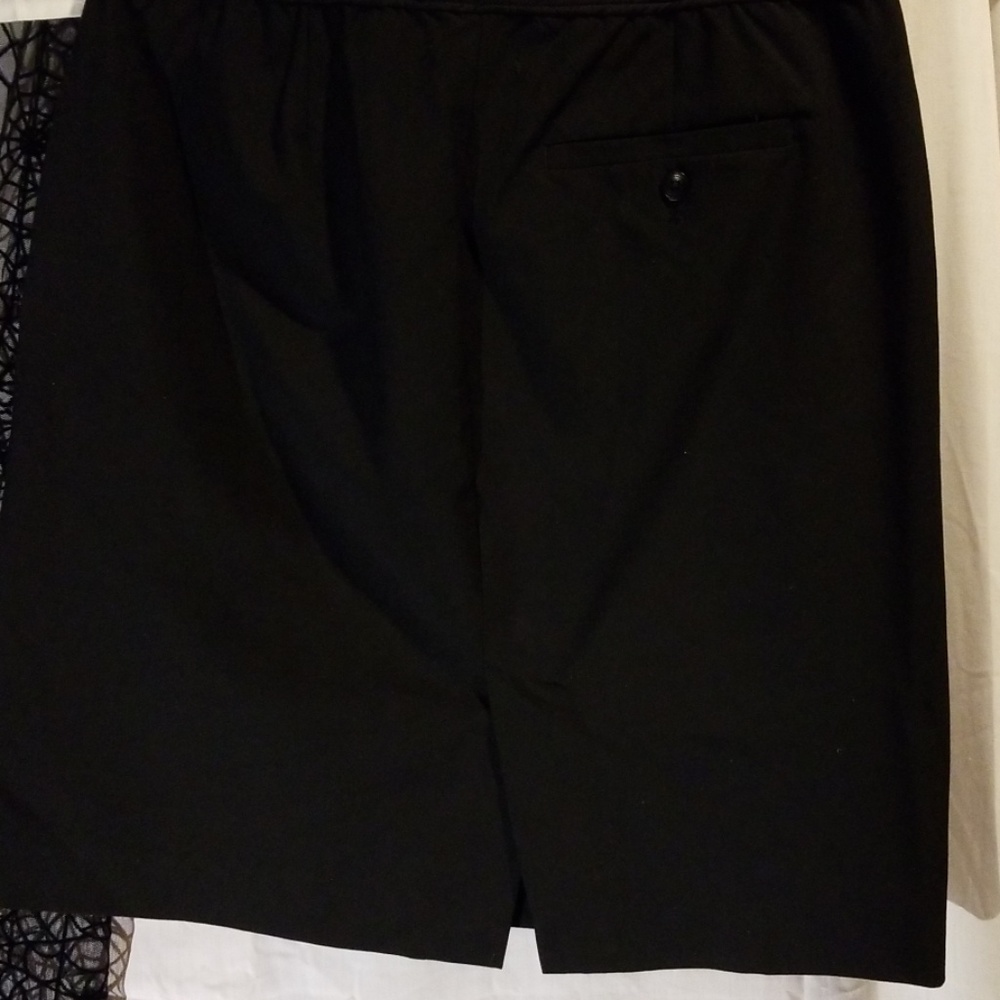 Black MATERNITY skirt with pockets! GUC - Picture 6 of 8